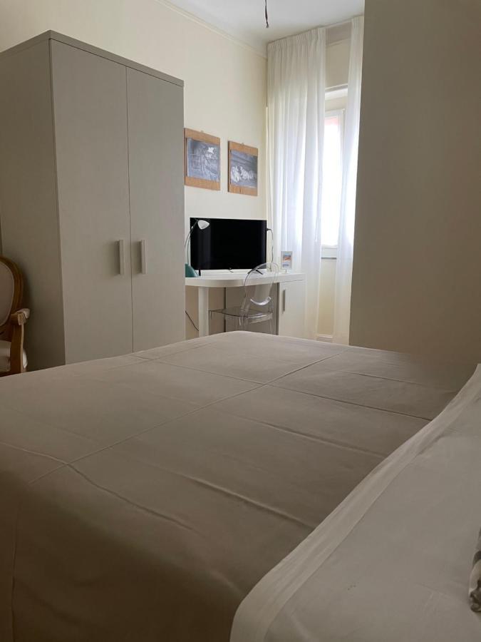 Inn Kon Tiki 2*