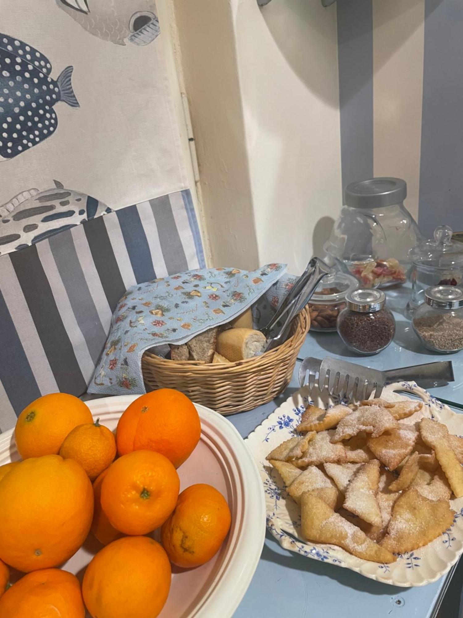 Locanda Kon Tiki Inn Alassio